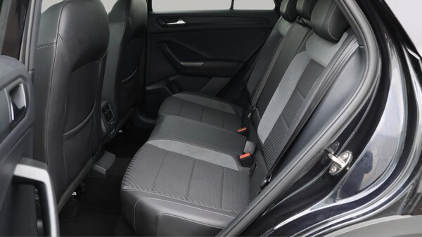 Used Volkswagen T-Roc 2021 for sale - 76200334: Photo 17
