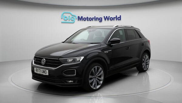 Used Volkswagen T-Roc 2021 for sale - 76200334: Photo 4