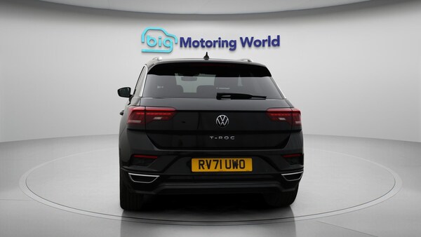 Used Volkswagen T-Roc 2021 for sale - 76200334: Photo 7