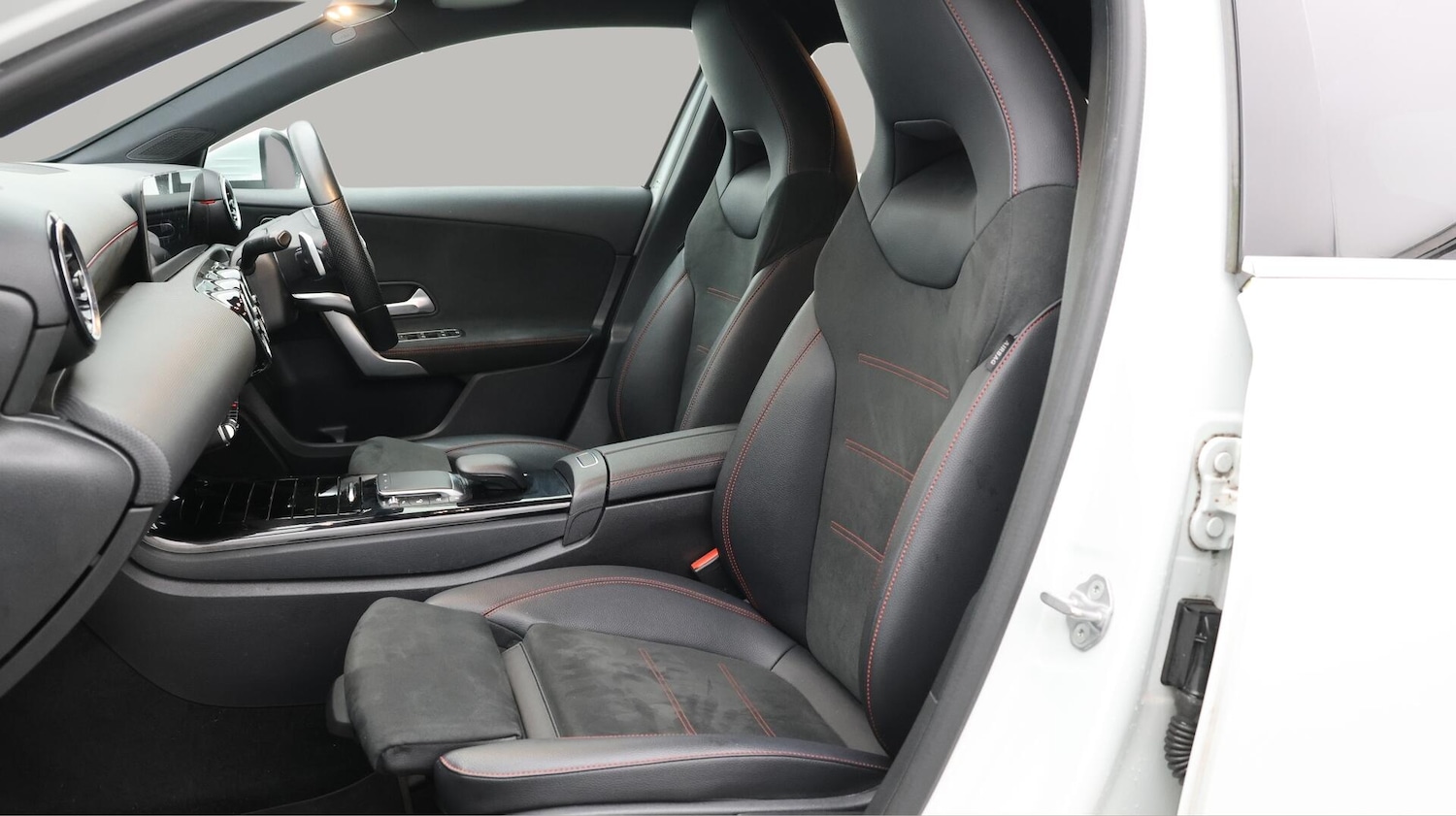 Used Mercedes-Benz A-Class 2020 for sale - 76619642: Photo 15