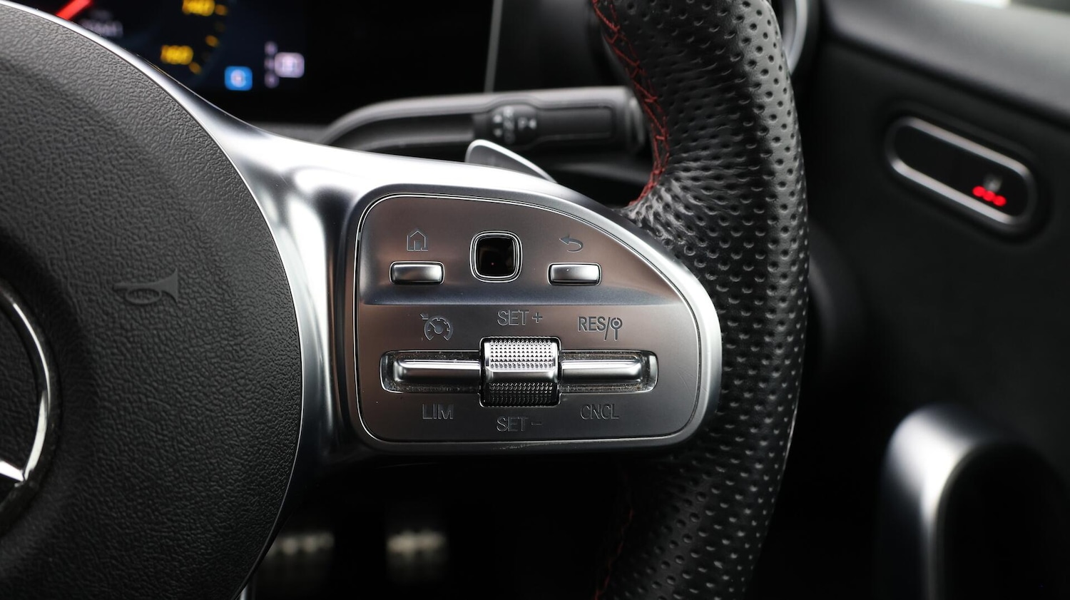 Used Mercedes-Benz A-Class 2020 for sale - 76619642: Photo 25