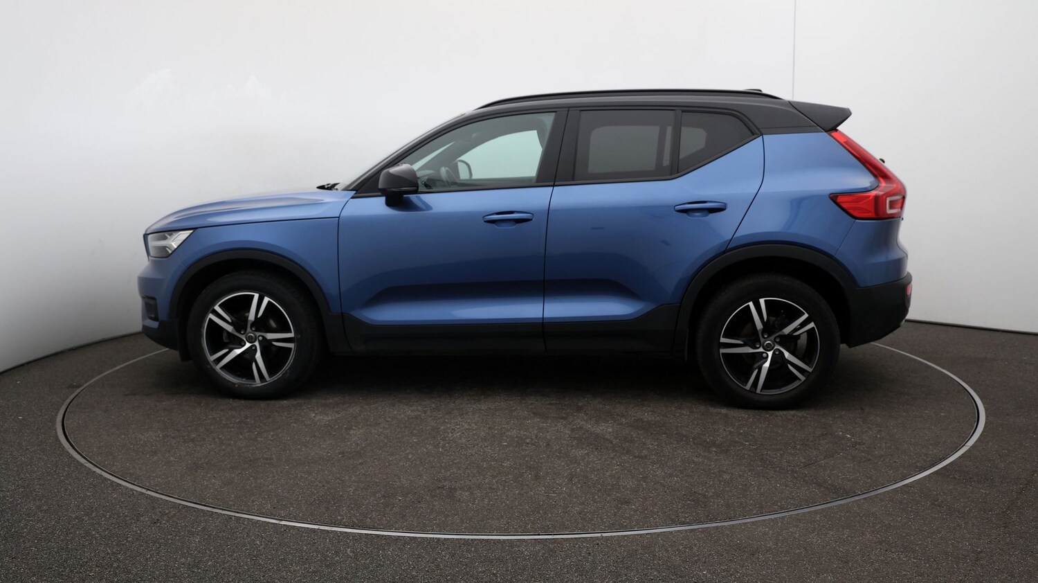 Used Volvo XC40 2021 for sale - 76809034: Photo 54