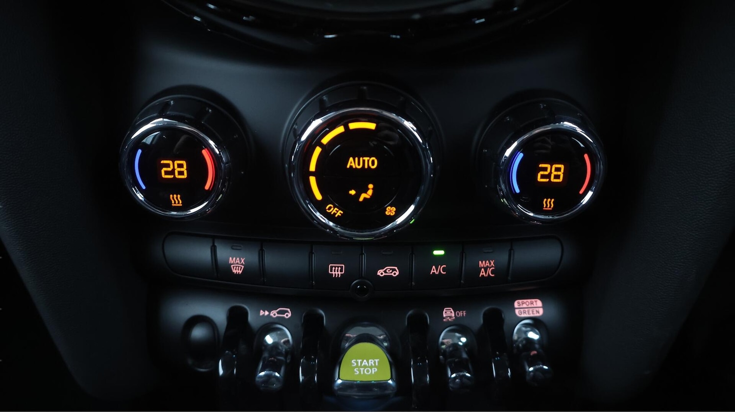 Used MINI Hatch 2023 for sale - 76656952: Photo 13