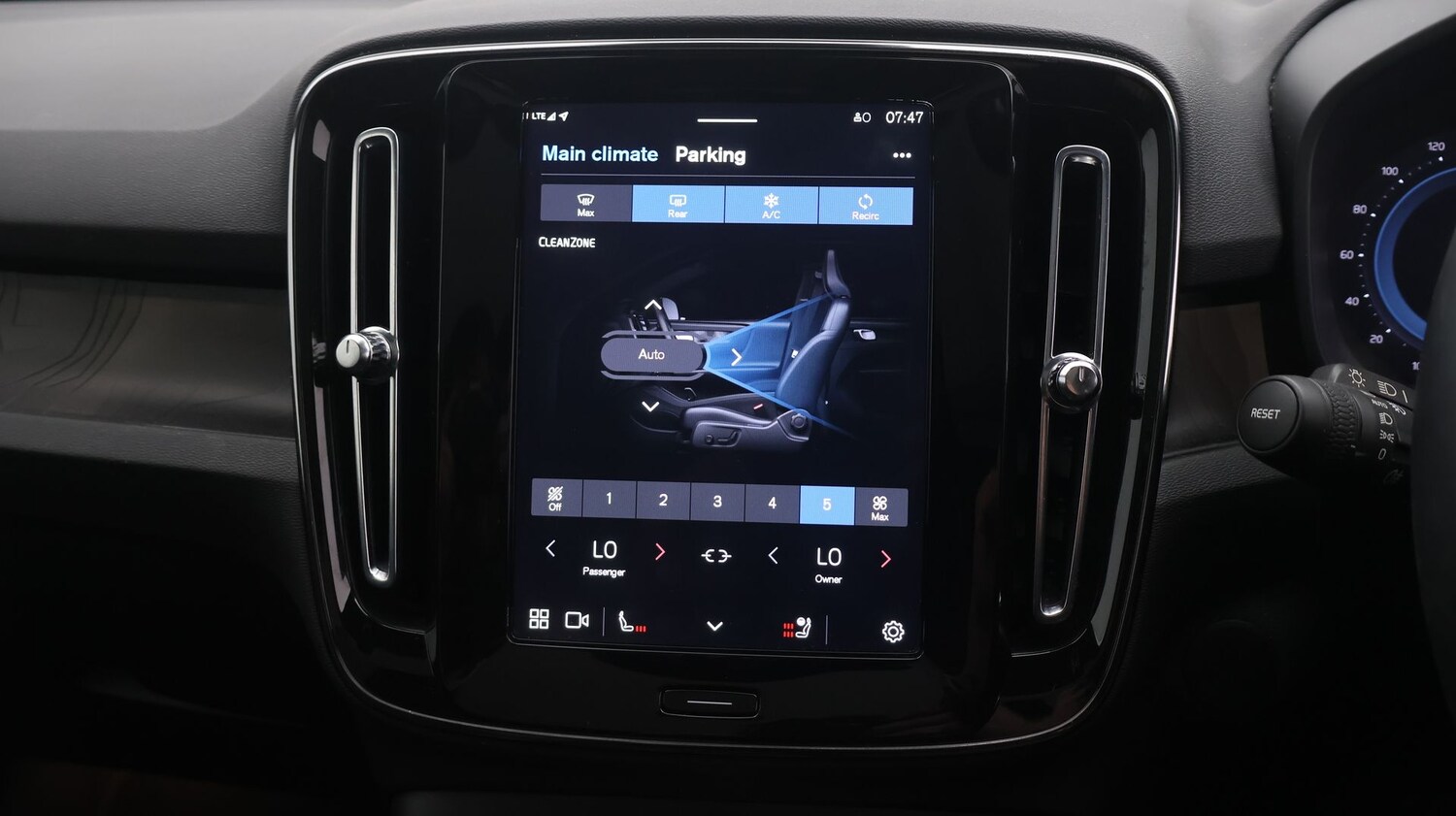 Used Volvo C40 2022 for sale - 77214759: Photo 12