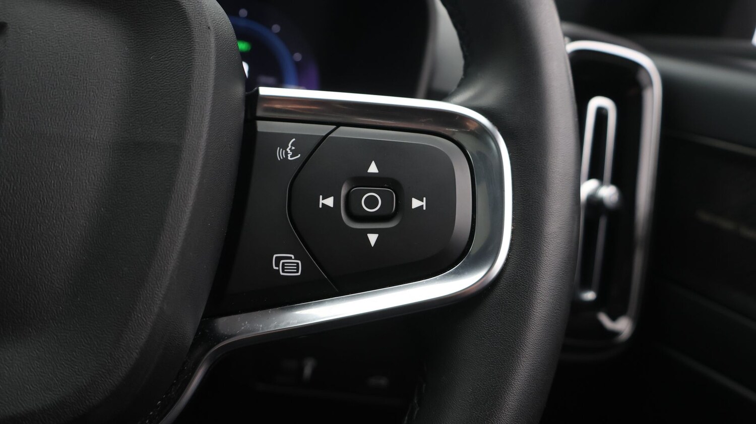 Used Volvo C40 2022 for sale - 77214759: Photo 24