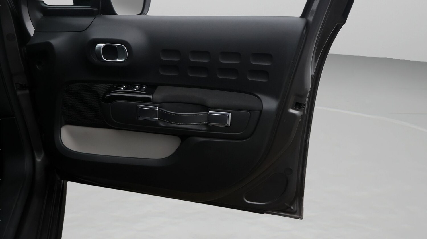 Used Citroen C3 2023 for sale - 77501291: Photo 15