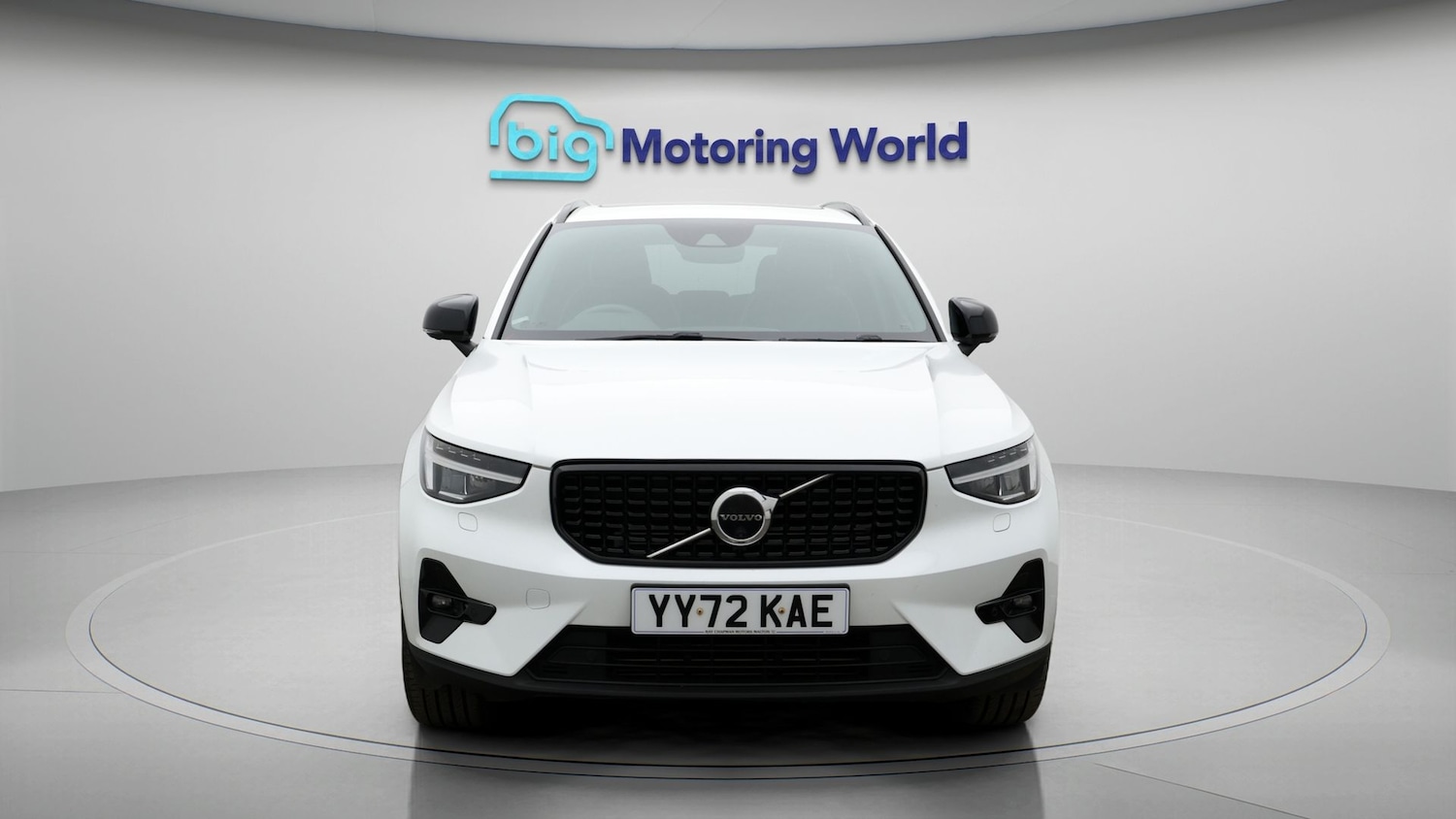 Used Volvo XC40 2022 for sale - 77201589: Photo 2