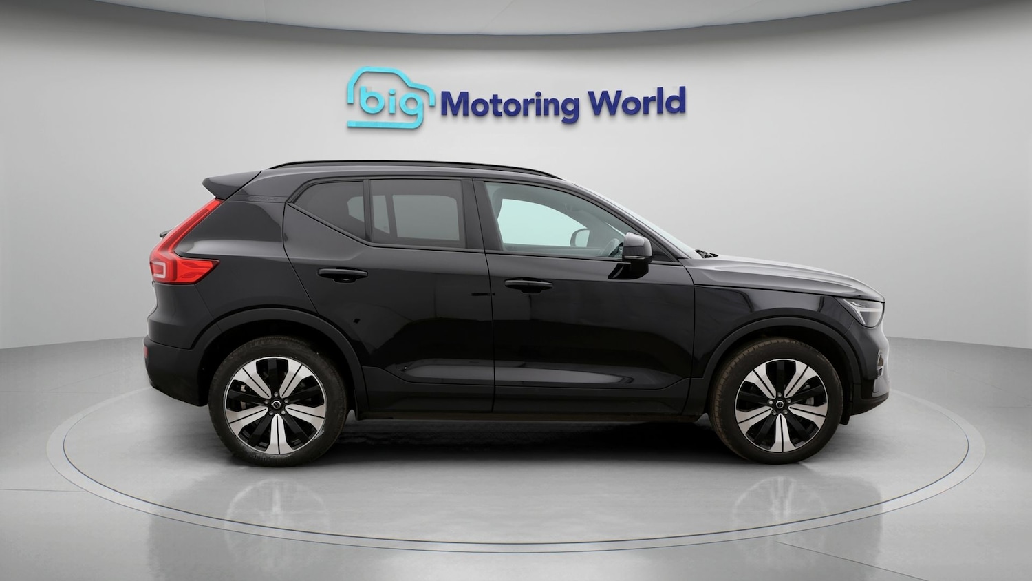 Used Volvo XC40 2023 for sale - 77679275: Photo 8