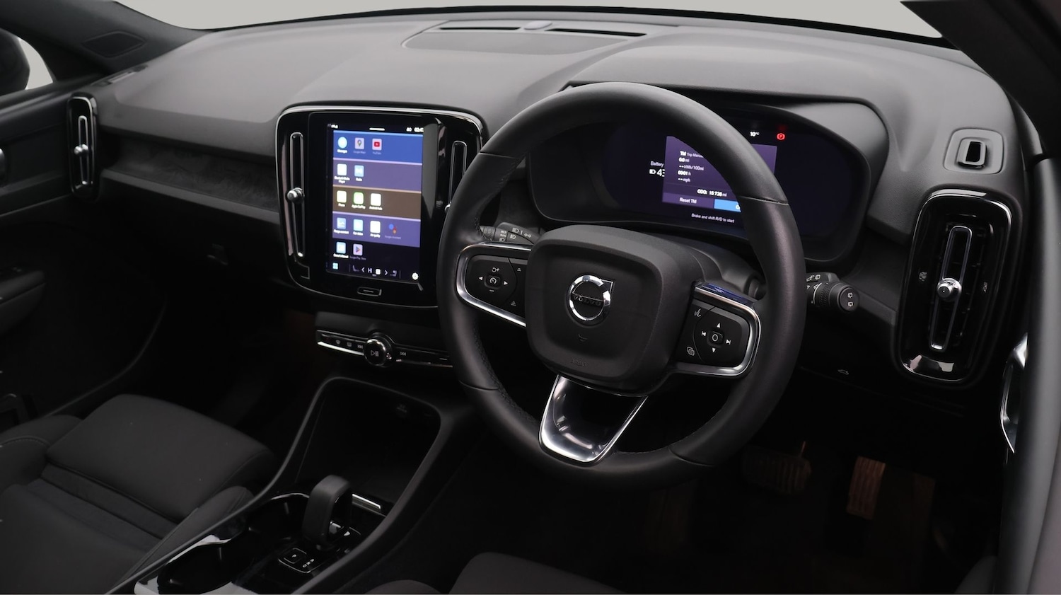 Used Volvo XC40 2023 for sale - 77679275: Photo 9