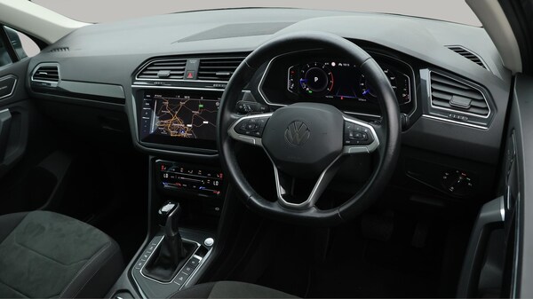 Used Volkswagen Tiguan 2021 for sale - 76094717: Photo 10