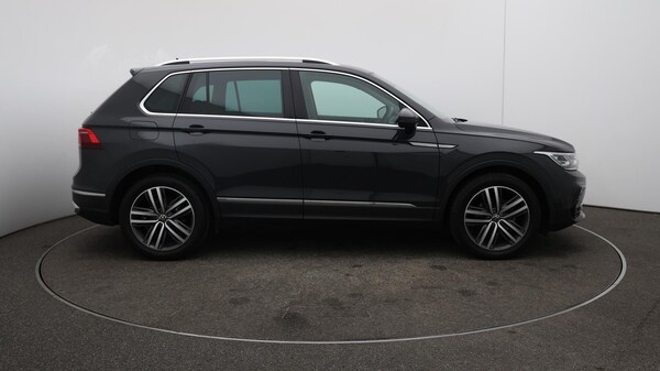 Used Volkswagen Tiguan 2021 for sale - 76094717: Photo 50