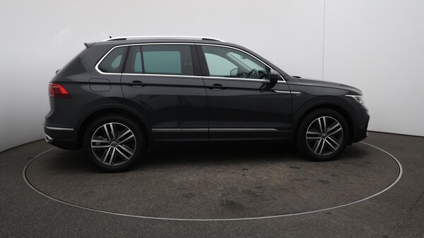 Used Volkswagen Tiguan 2021 for sale - 76094717: Photo 51
