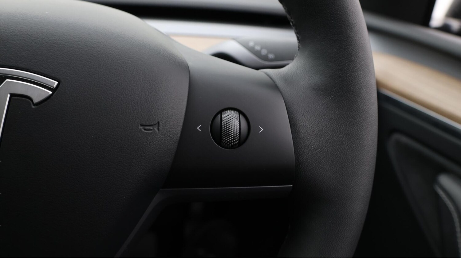 Used Tesla Model Y for sale - 76735109: Photo 24