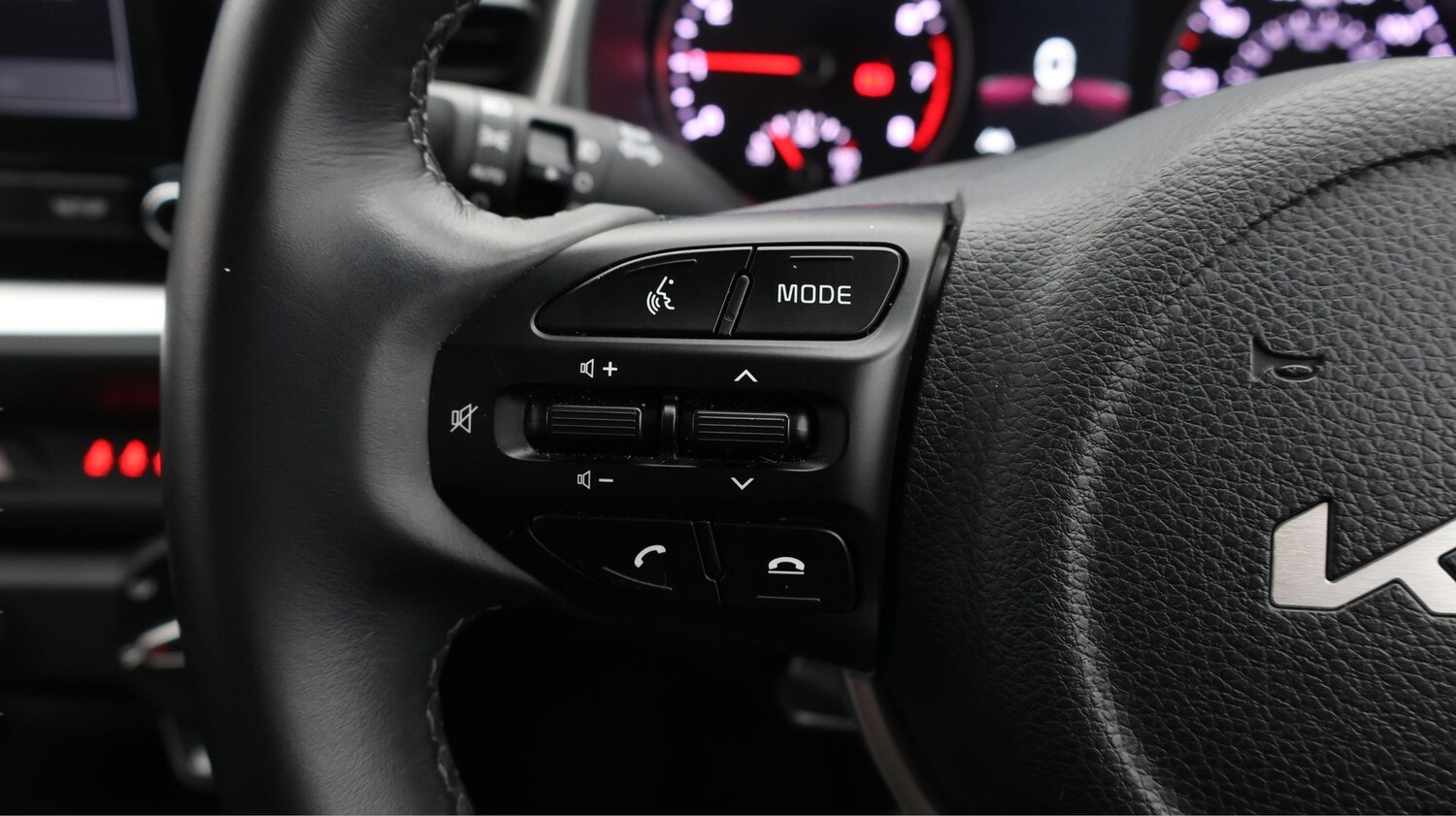 Used Kia Stonic 2022 for sale - 77249149: Photo 21