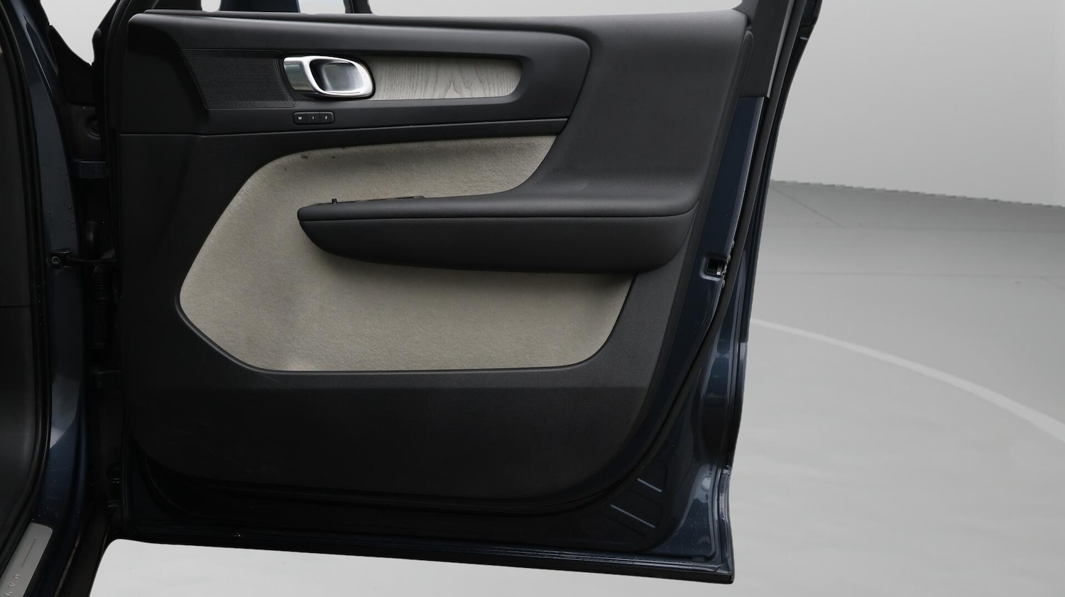 Used Volvo XC40 2020 for sale - 76432541: Photo 16