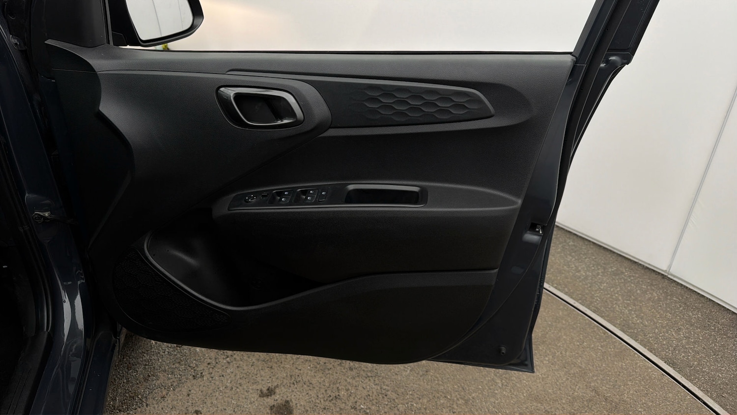 Used Hyundai i10 2024 for sale - 77921118: Photo 14