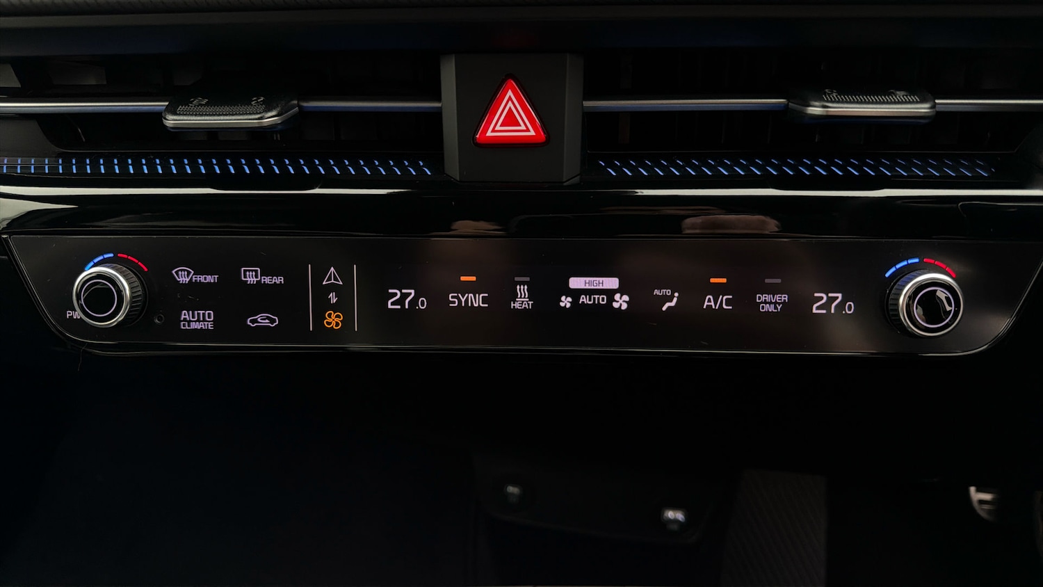 Used Kia EV6 2023 for sale - 78105474: Photo 11