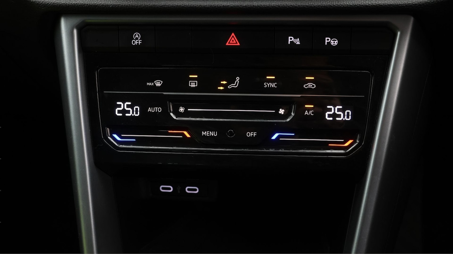 Used Volkswagen T-Roc 2022 for sale - 77384995: Photo 12