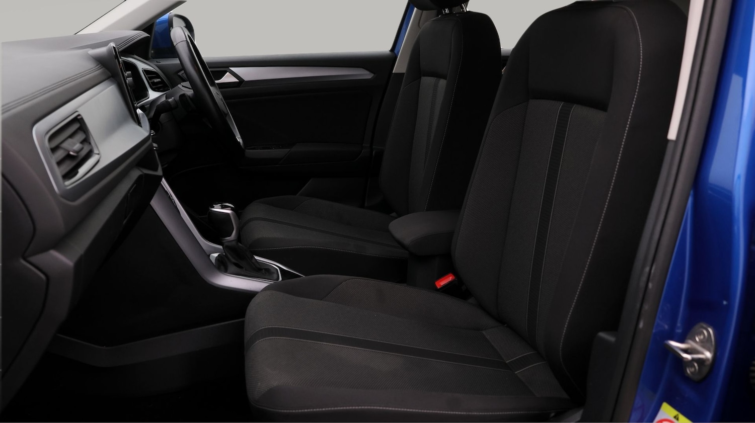 Used Volkswagen T-Roc 2022 for sale - 77384995: Photo 14