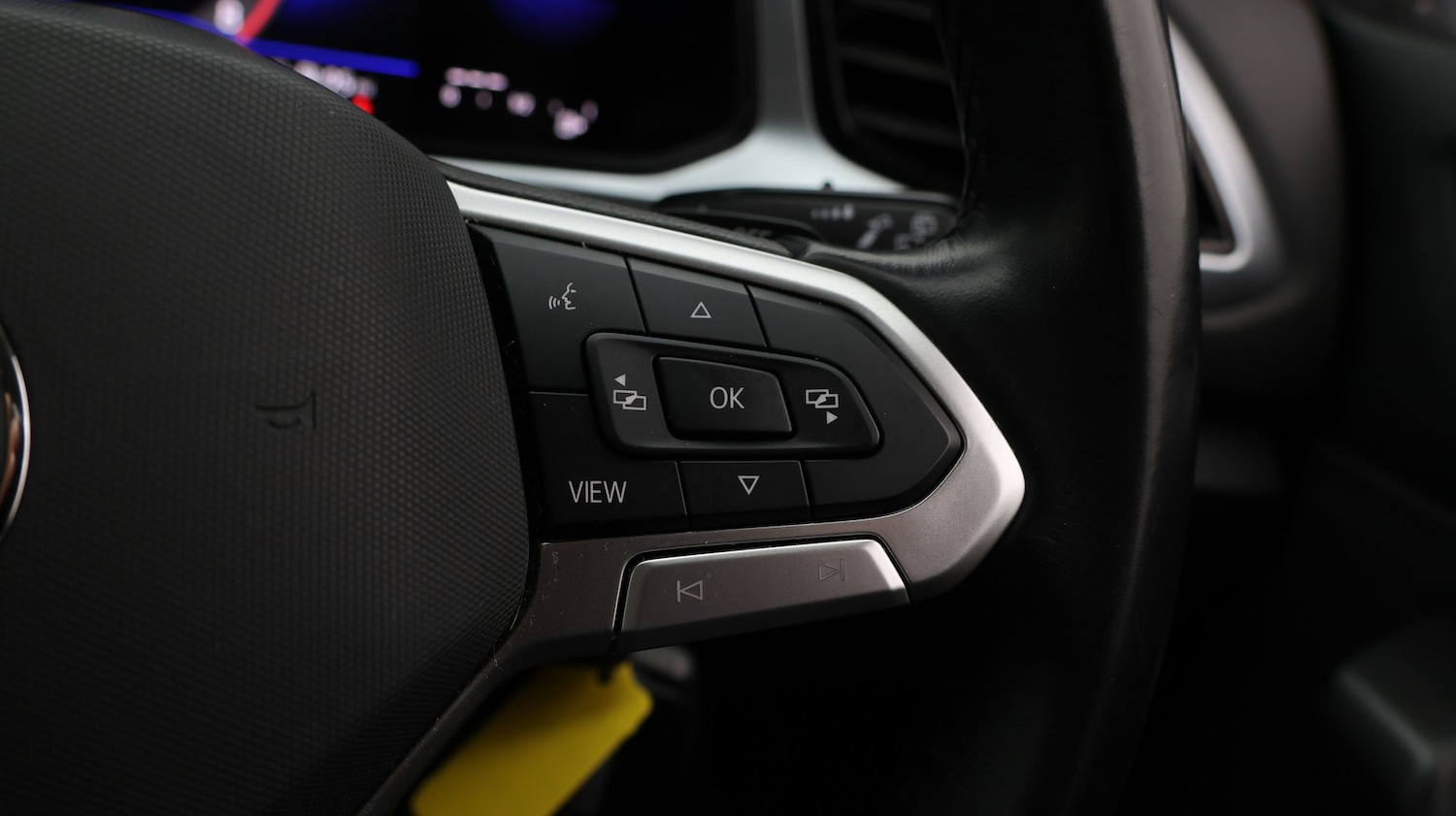 Used Volkswagen T-Roc 2022 for sale - 77384995: Photo 25