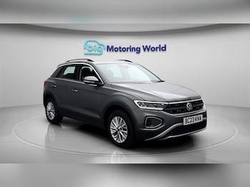 Used Volkswagen T-Roc 2023 for sale - 79430124: Photo
