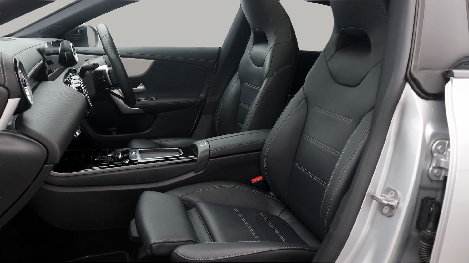 Used Mercedes-Benz CLA 2023 for sale - 77603539: Photo 14