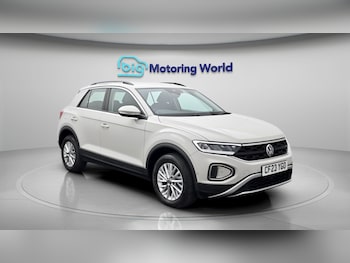 Used Volkswagen T-Roc 2023 for sale - 79058232: Photo