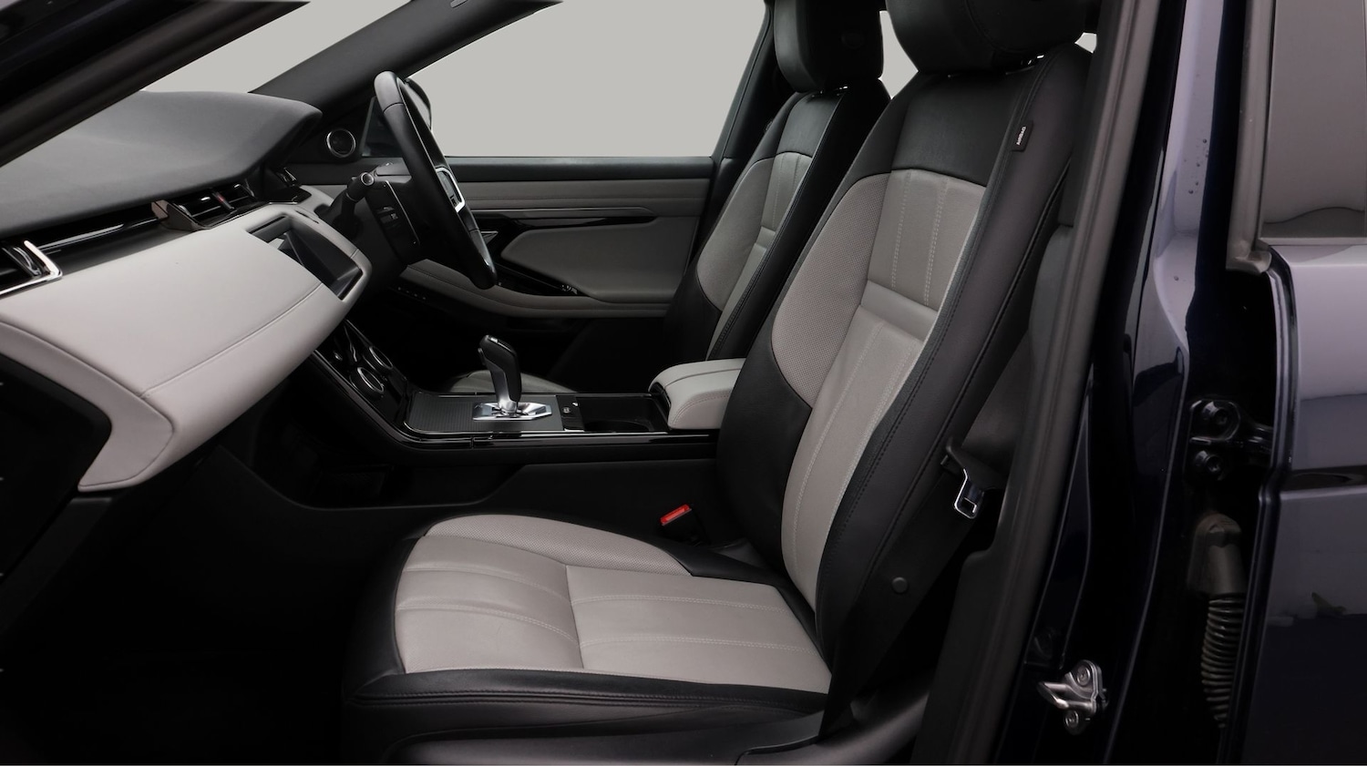 Used Land Rover Range Rover Evoque 2023 for sale - 77460138: Photo 14