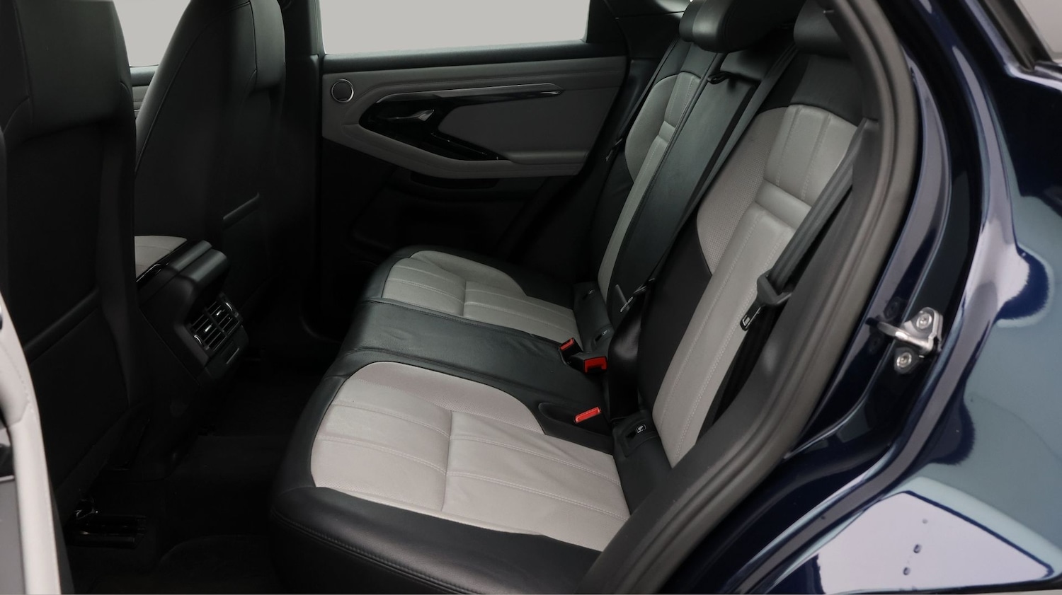 Used Land Rover Range Rover Evoque 2023 for sale - 77460138: Photo 16