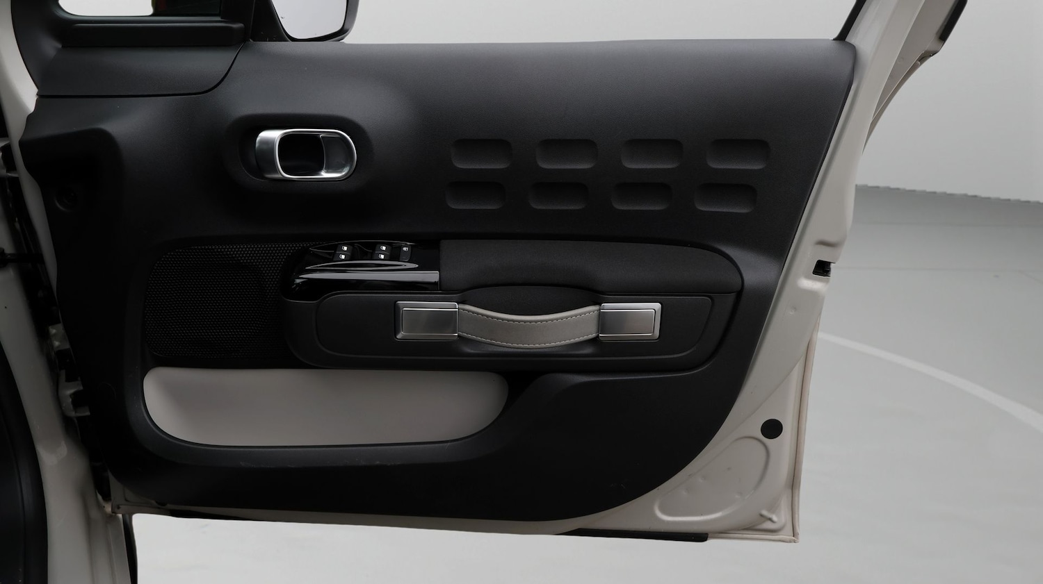 Used Citroen C3 2021 for sale - 77220376: Photo 15