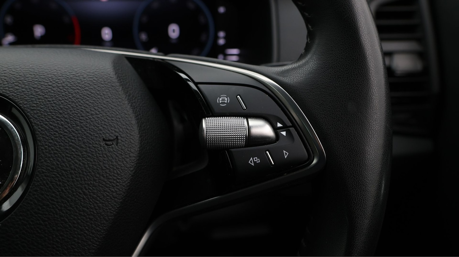 Used Skoda Karoq 2024 for sale - 77610306: Photo 21