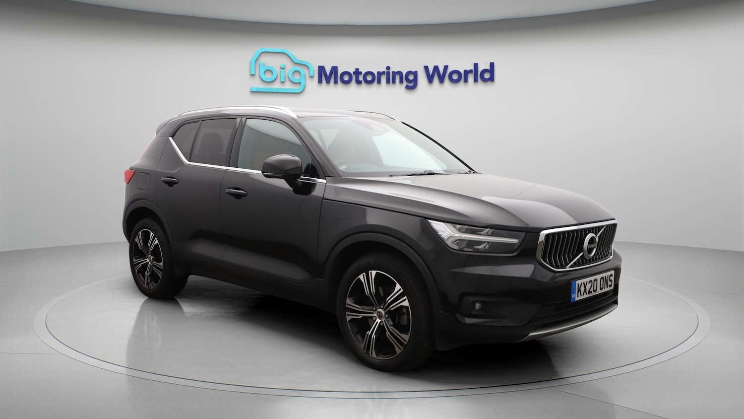 Used Volvo XC40 2020 for sale - 76572482: Photo 2