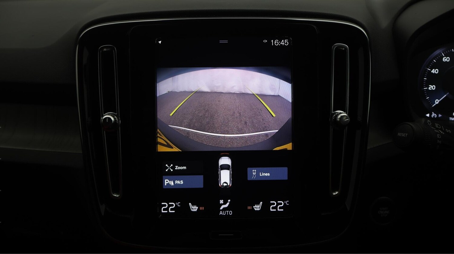 Used Volvo XC40 2020 for sale - 76572482: Photo 26