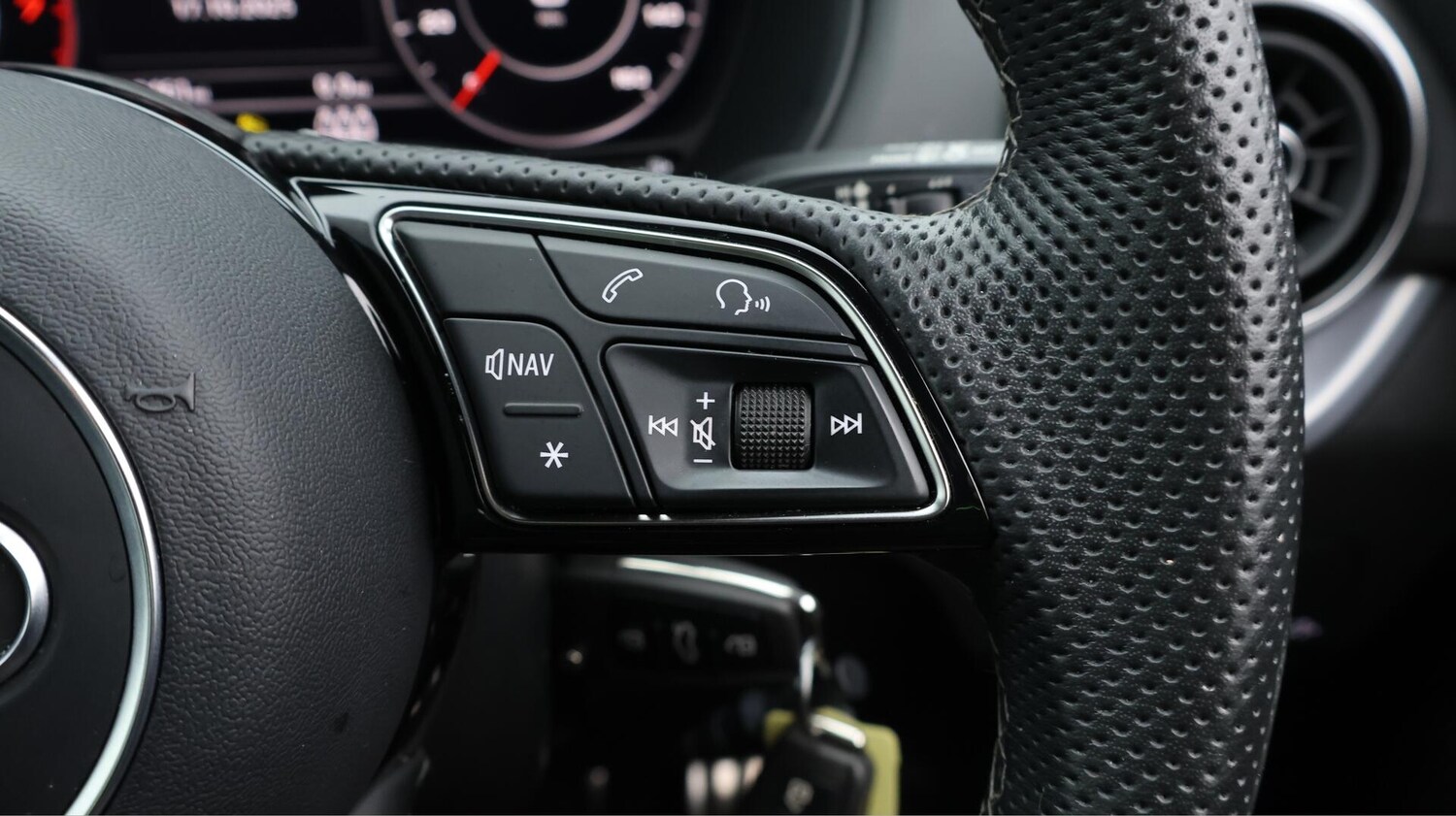 Used Audi Q2 2022 for sale - 76326029: Photo 25