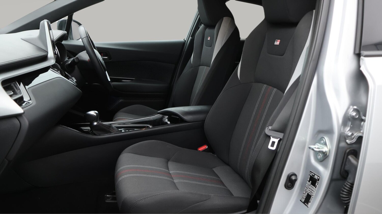 Used Toyota C-HR 2022 for sale - 75927198: Photo 15