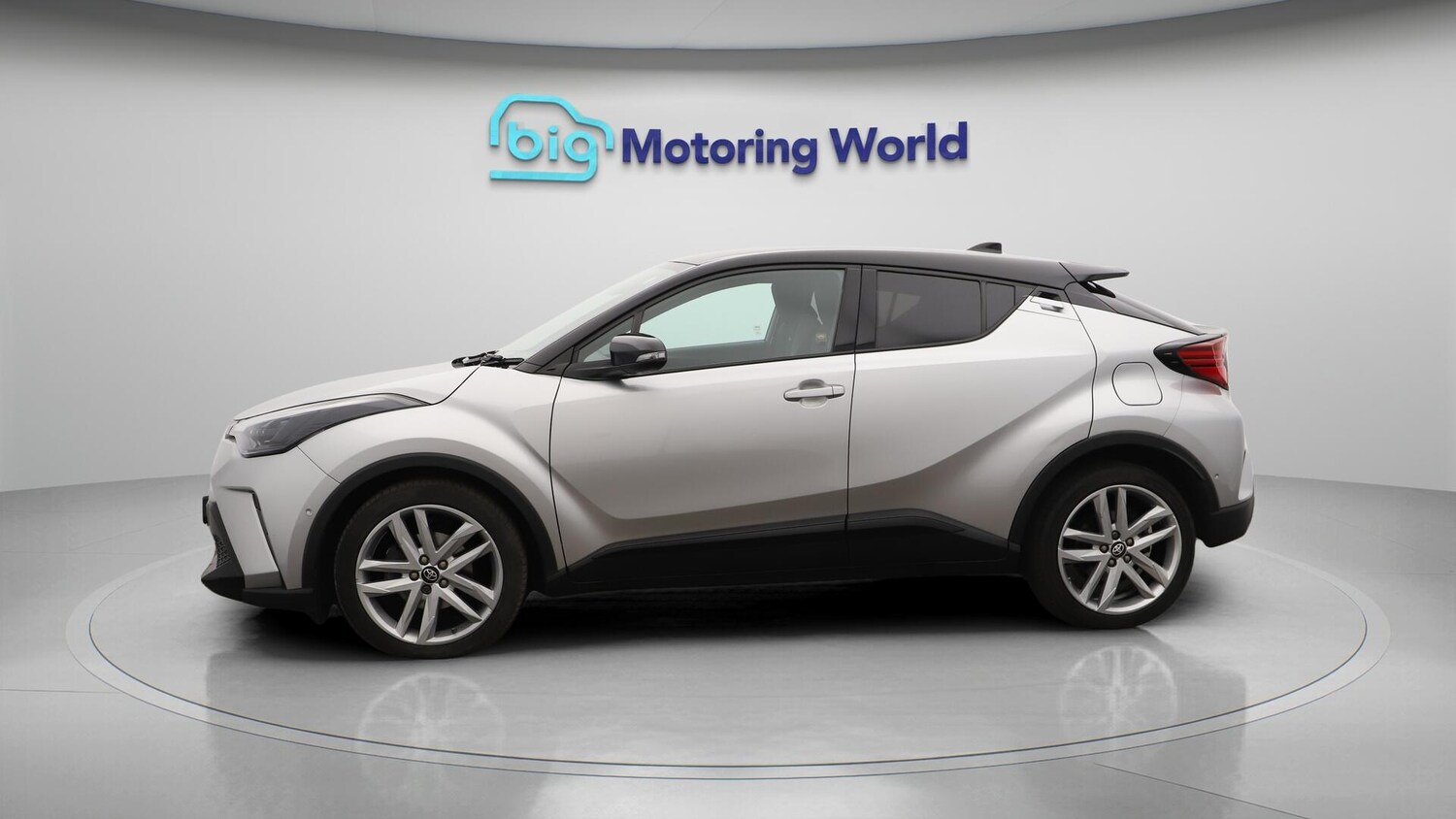 Used Toyota C-HR 2022 for sale - 75927198: Photo 5