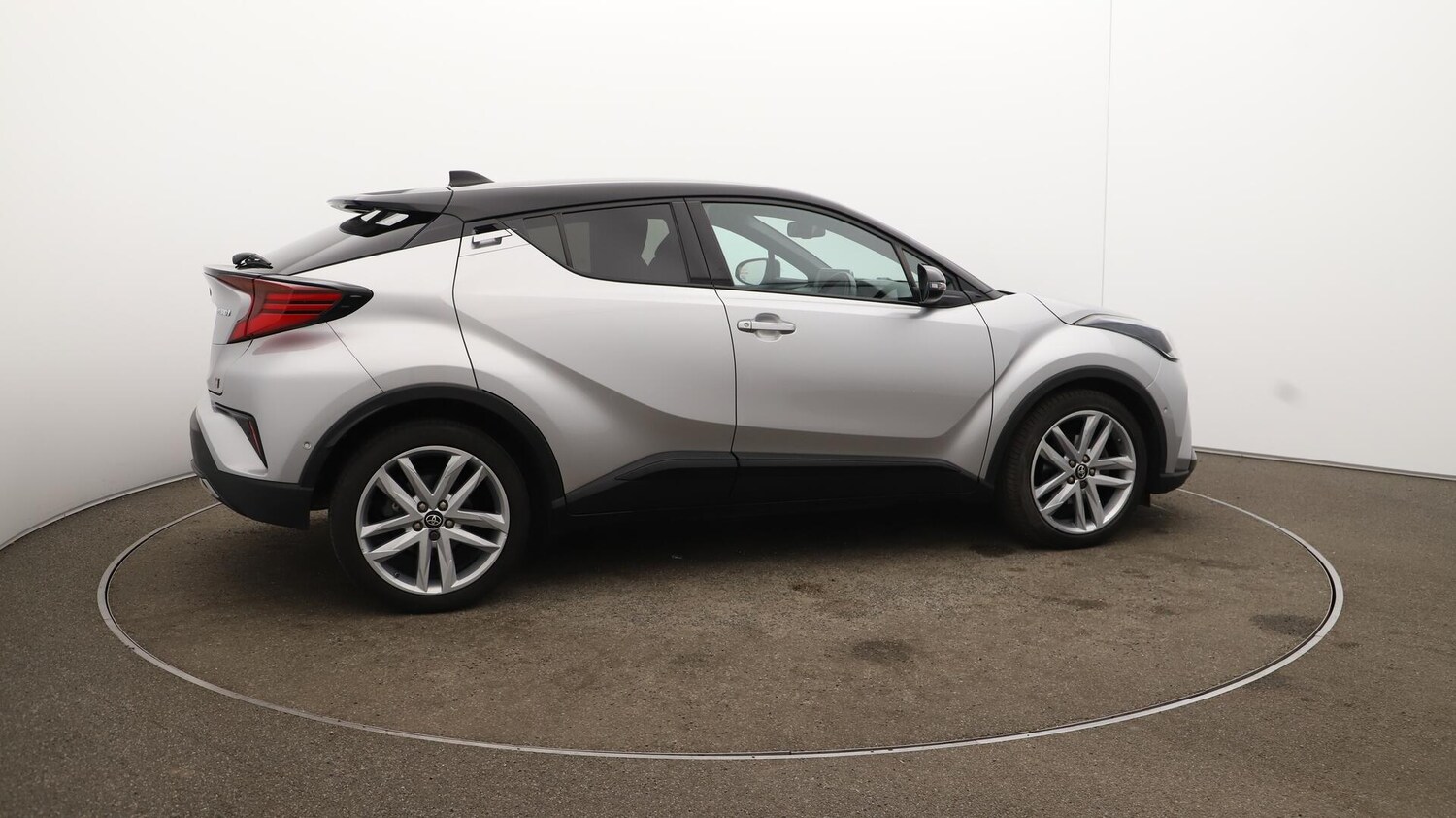 Used Toyota C-HR 2022 for sale - 75927198: Photo 51