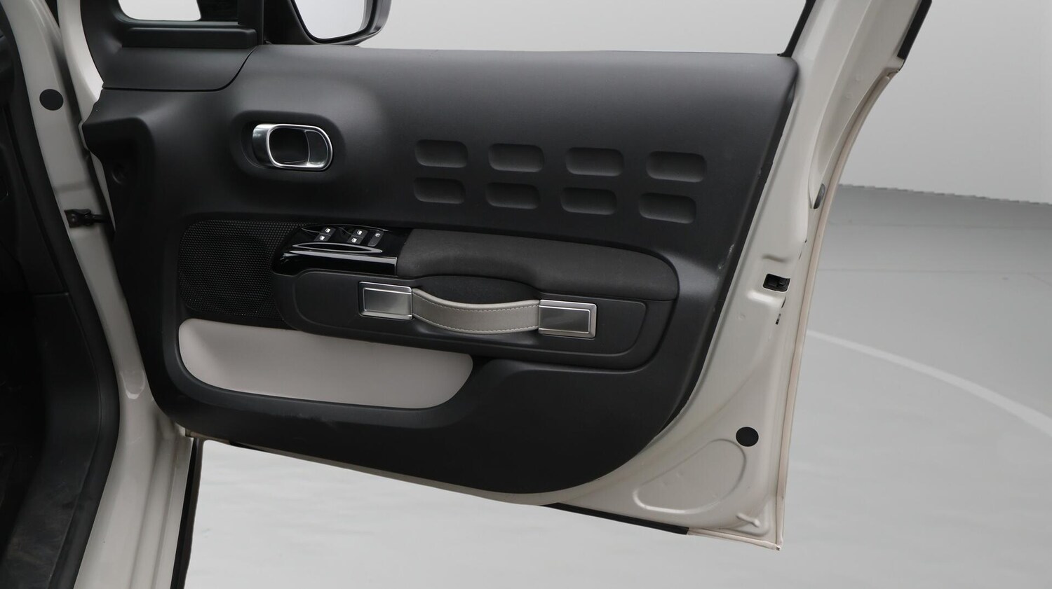 Used Citroen C3 2022 for sale - 76620213: Photo 16