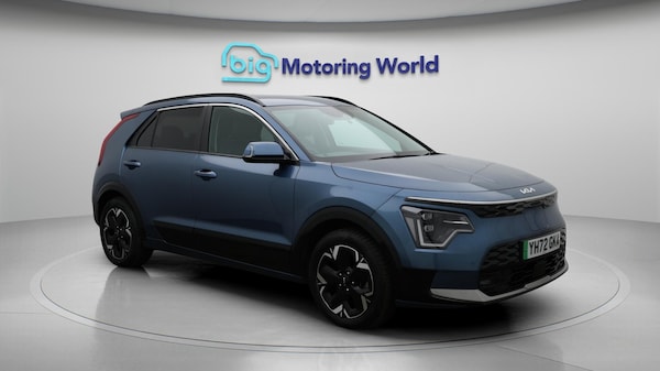 Used Kia Niro 2022 for sale - 76215360: Photo 2