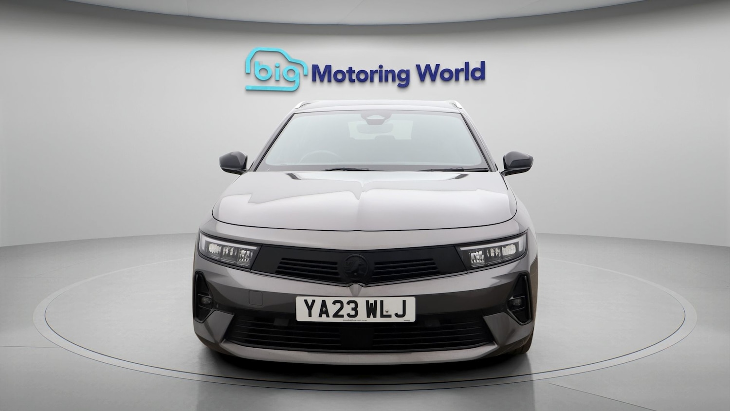 Used Vauxhall Astra 2023 for sale - 77592302: Photo 2