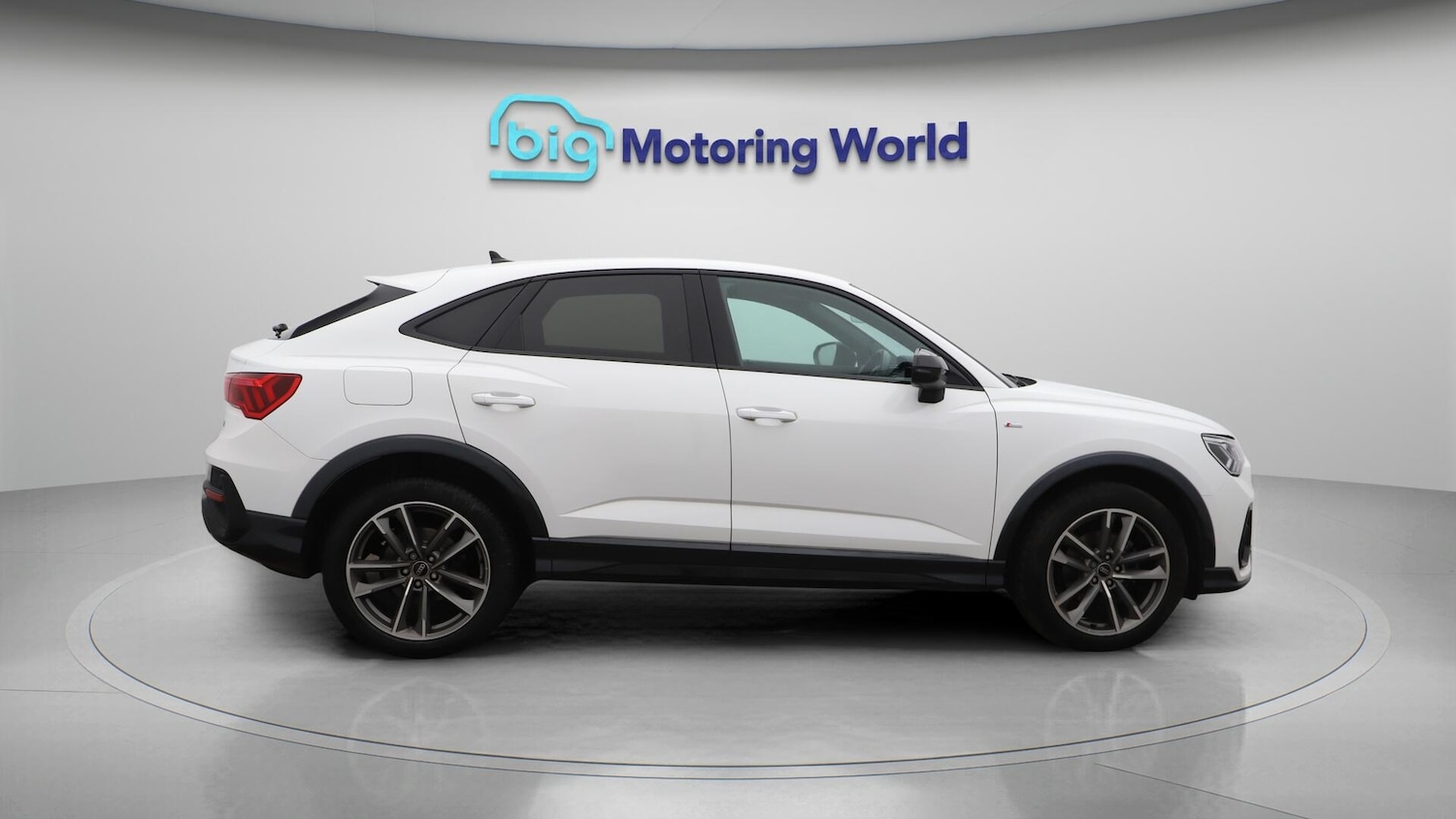 Used Audi Q3 2022 for sale - 76689546: Photo 9