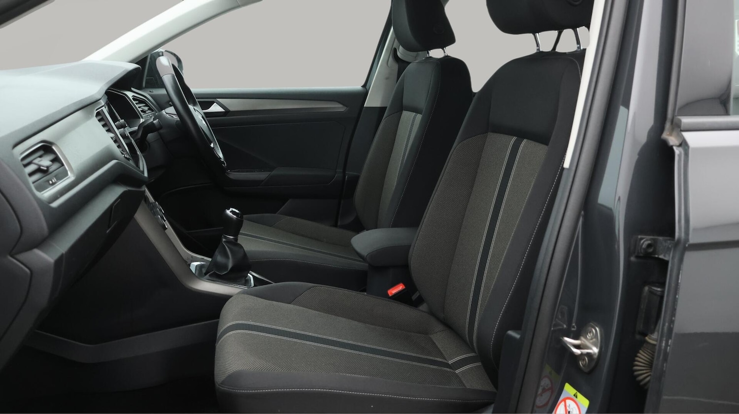 Used Volkswagen T-Roc 2020 for sale - 76239531: Photo 15