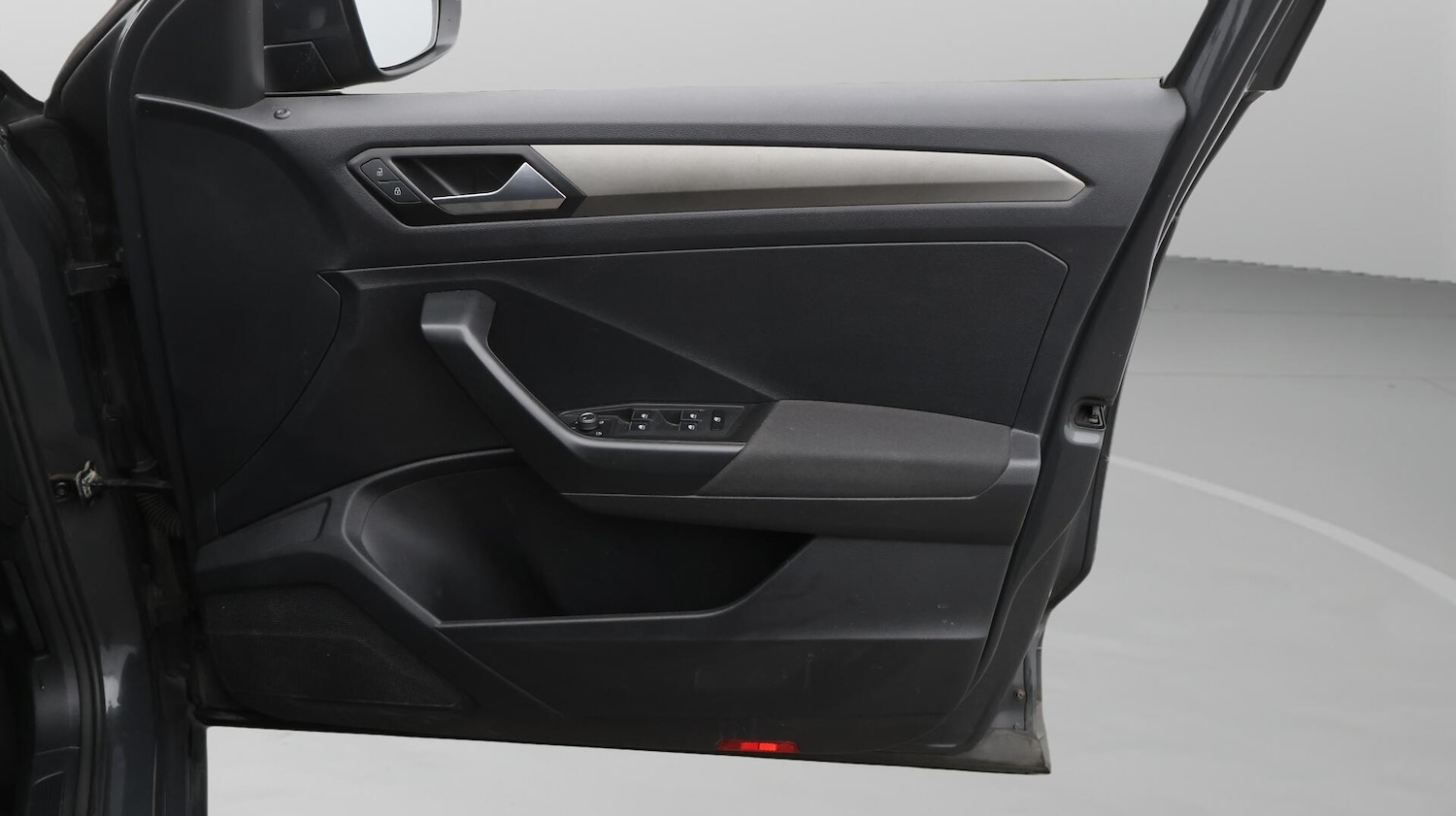 Used Volkswagen T-Roc 2020 for sale - 76239531: Photo 16