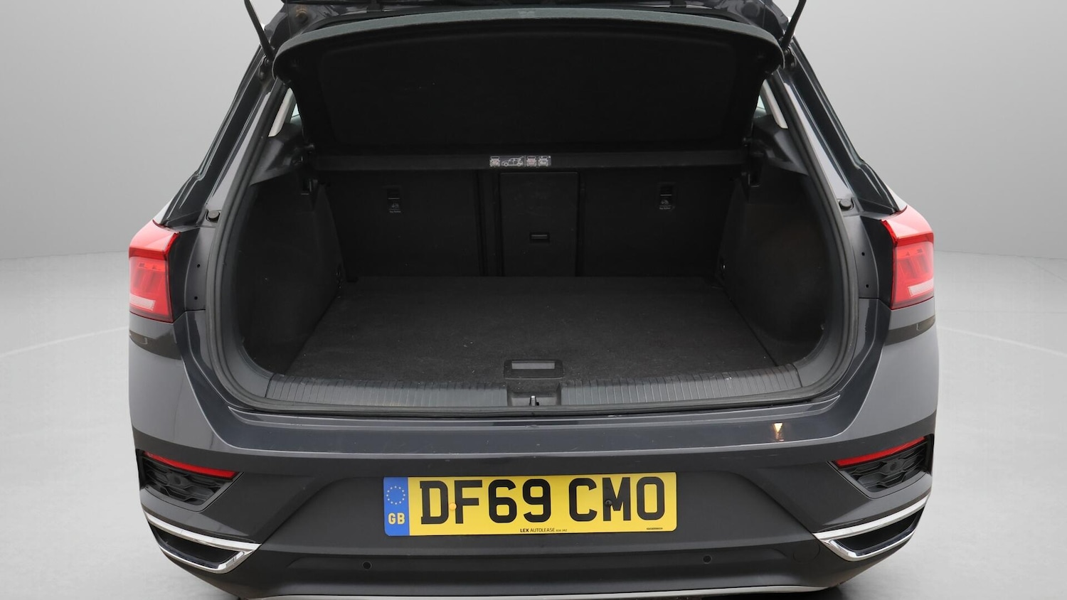 Used Volkswagen T-Roc 2020 for sale - 76239531: Photo 18