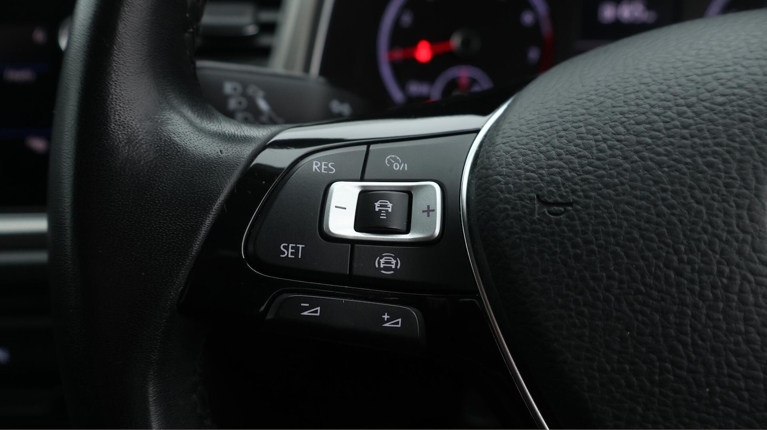 Used Volkswagen T-Roc 2020 for sale - 76239531: Photo 23