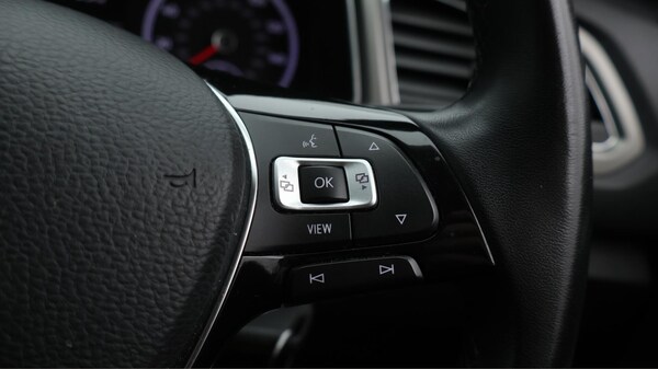 Used Volkswagen T-Roc 2020 for sale - 76239531: Photo 24