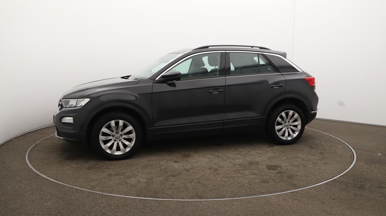 Used Volkswagen T-Roc 2020 for sale - 76239531: Photo 67
