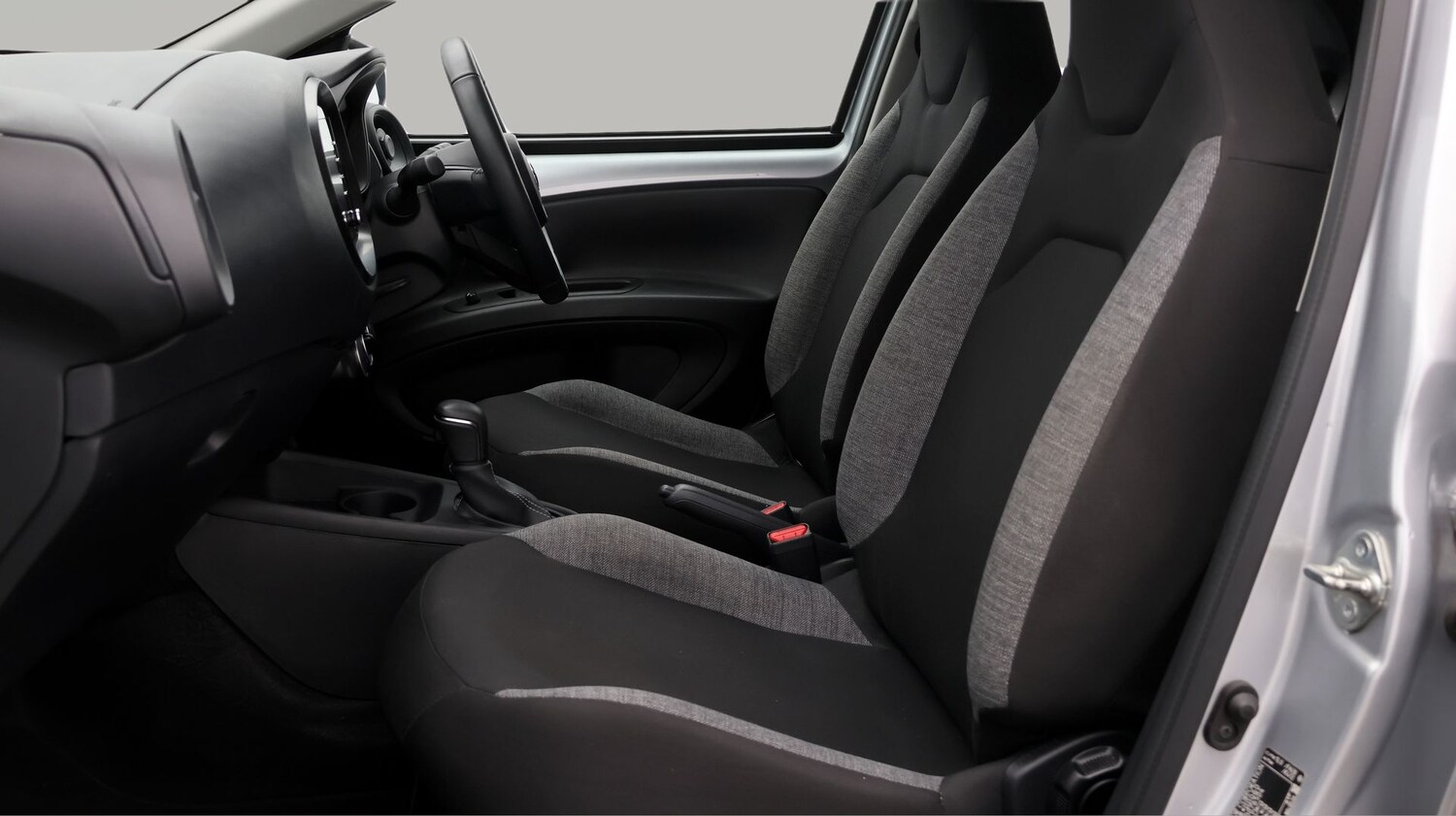 Used Toyota Aygo X 2023 for sale - 77182211: Photo 14