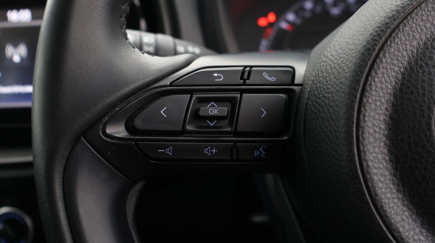 Used Toyota Aygo X 2023 for sale - 77182211: Photo 25