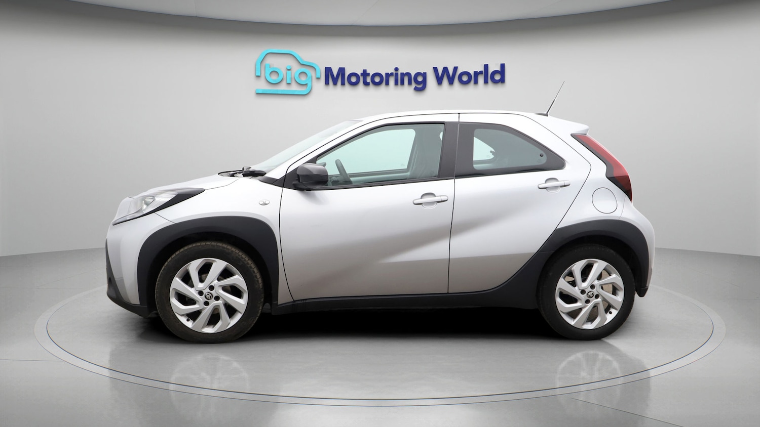 Used Toyota Aygo X 2023 for sale - 77182211: Photo 4